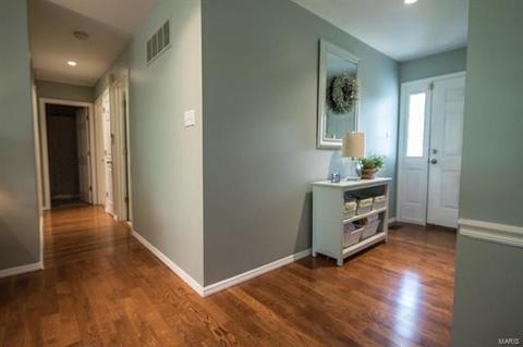 841 Top Notch Ln, Eureka, MO 63025 photo 7