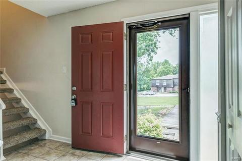 244 Glandore Dr #C, Ballwin, MO 63021 photo 2