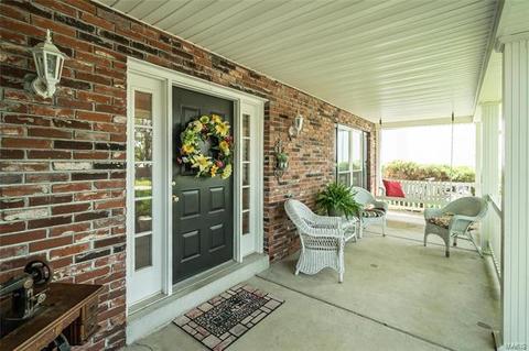 504 Oakton Rdg, Ballwin, MO 63021 photo 3