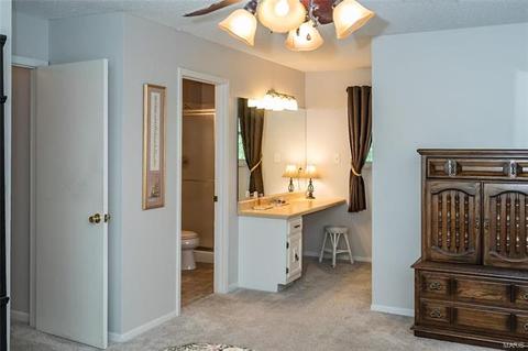 504 Oakton Rdg, Ballwin, MO 63021 photo 26