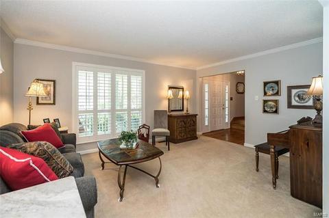 504 Oakton Rdg, Ballwin, MO 63021 photo 9