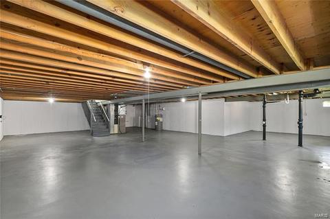 906 Del Ebro, Ballwin, MO 63011 photo 22