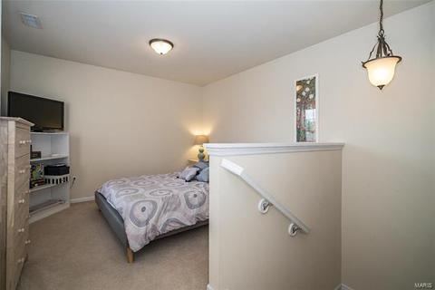 219 Coachgate Ln, Ballwin, MO 63021 photo 21