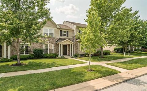 219 Coachgate Ln, Ballwin, MO 63021 photo 2