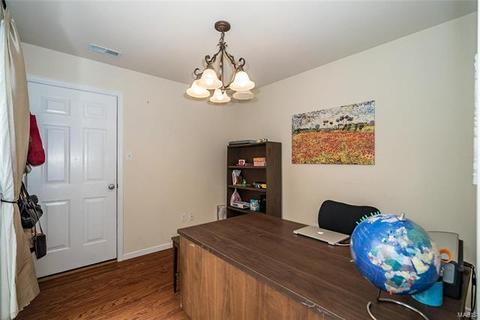 219 Coachgate Ln, Ballwin, MO 63021 photo 17