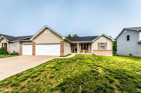 2511 Fastball Dr, O'fallon, MO 63366 photo 2