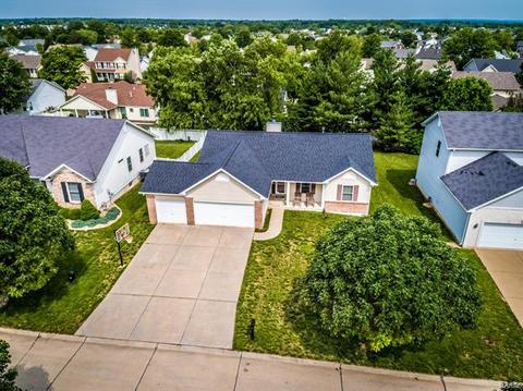 2511 Fastball Dr, O'fallon, MO 63366 photo 1