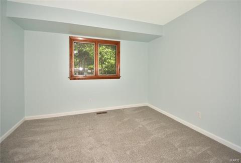 336 New Ballwin Rd, Ballwin, MO 63021 photo 18