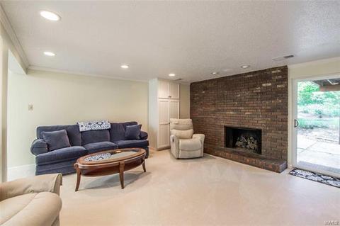 5 Swindon Ct, Manchester, MO 63011 photo 16