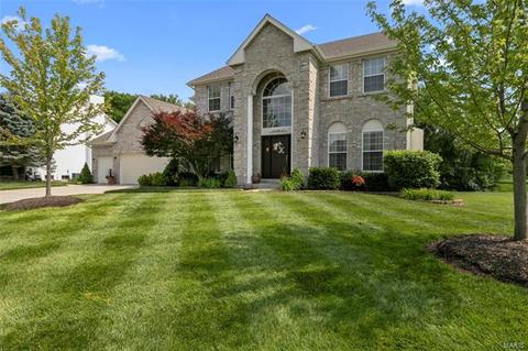5595 Hennsley Cir, Weldon Spring, MO 63304 photo 1