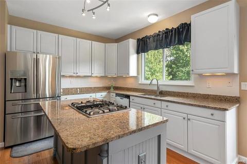 5595 Hennsley Cir, Weldon Spring, MO 63304 photo 15