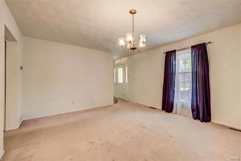 339 Cherry Hill Dr, Ellisville, MO 63011 photo 5
