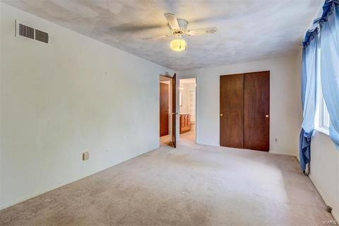339 Cherry Hill Dr, Ellisville, MO 63011 photo 17