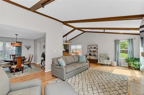 876 Sugar Hill Dr, Manchester, MO 63021 photo 10