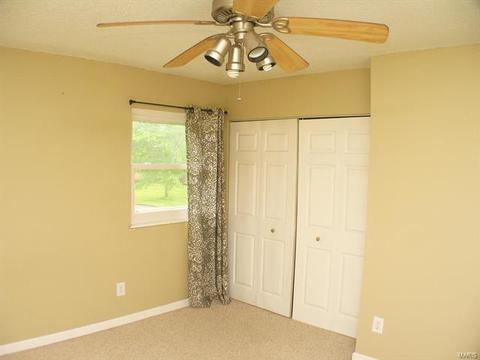 201 Braeshire #E, Ballwin, MO 63021 photo 4