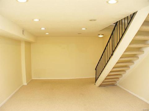 201 Braeshire #E, Ballwin, MO 63021 photo 6