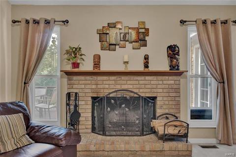 830 Kylewood Pl, Ballwin, MO 63021 photo 4