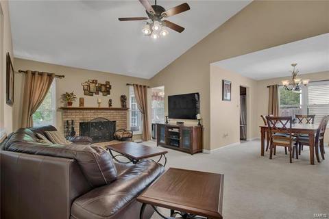 830 Kylewood Pl, Ballwin, MO 63021 photo 6