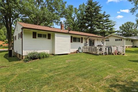124 Irene Dr, Ellisville, MO 63011 photo 3