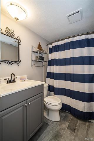 523 Shepards Xing, Ballwin, MO 63021 photo 21