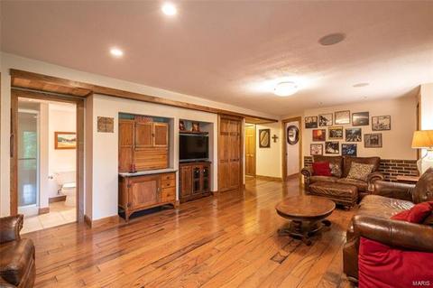 219 Arbor Trails Dr, Ballwin, MO 63021 photo 37