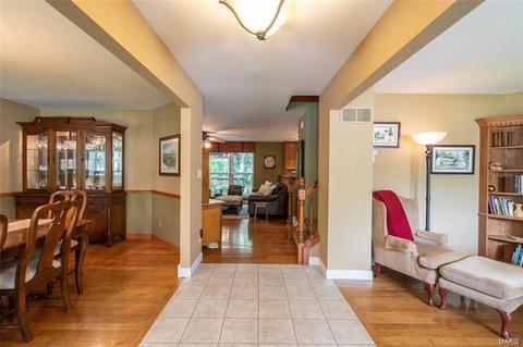 219 Arbor Trails Dr, Ballwin, MO 63021 photo 5