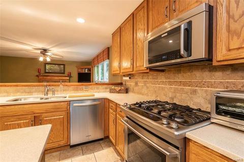 219 Arbor Trails Dr, Ballwin, MO 63021 photo 18