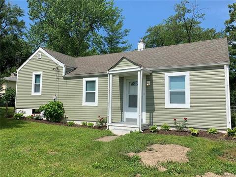 3799 Fee Fee Rd, Bridgeton, MO 63044 photo 2