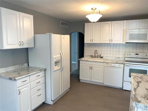 3799 Fee Fee Rd, Bridgeton, MO 63044 photo 7