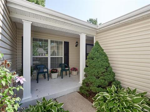 852 Woodside Trails Dr, Ballwin, MO 63021 photo 2