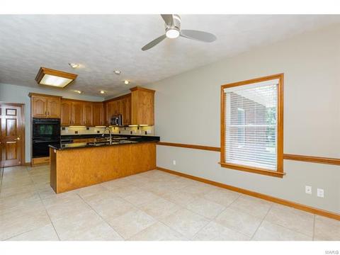 319 Walnut Frst, O'fallon, MO 63366 photo 39