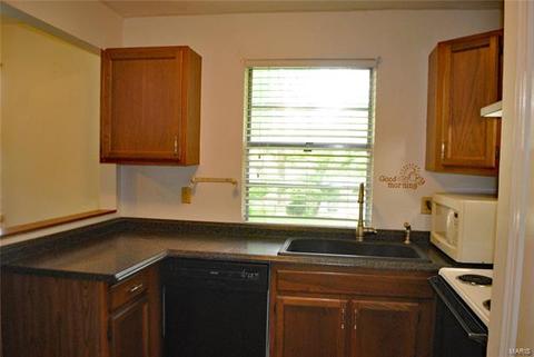 200 Hilltop Rd, Ellisville, MO 63011 photo 8