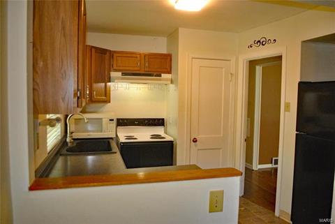 200 Hilltop Rd, Ellisville, MO 63011 photo 9