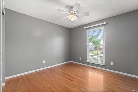 1366 Half Moon Dr, O'fallon, MO 63366 photo 12