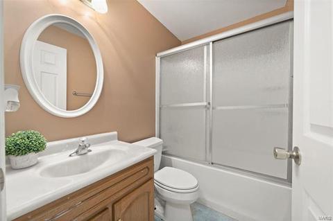 1366 Half Moon Dr, O'fallon, MO 63366 photo 13