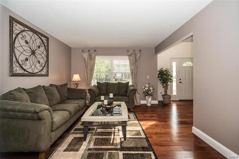 1267 Pinehurst View Dr, O'fallon, MO 63366 photo 9