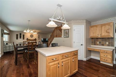 1267 Pinehurst View Dr, O'fallon, MO 63366 photo 5