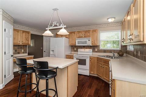 1267 Pinehurst View Dr, O'fallon, MO 63366 photo 6