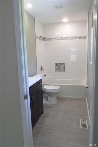 555 Spragues Ml, Ballwin, MO 63011 photo 19