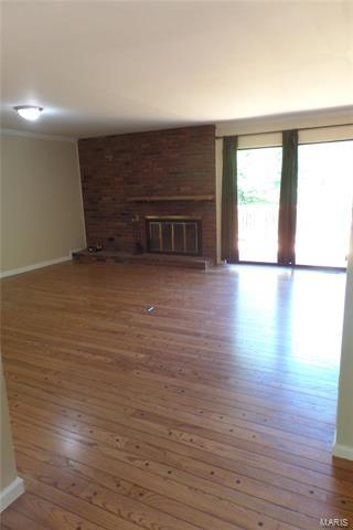 555 Spragues Ml, Ballwin, MO 63011 photo 15