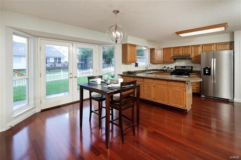 2690 Dunmore Cir, O'fallon, MO 63368 photo 6