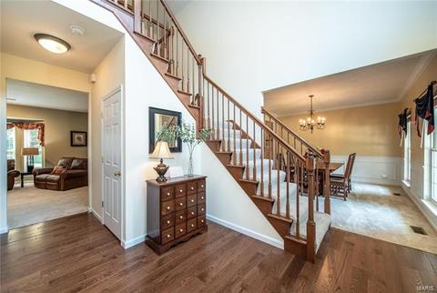 923 Castle Pines Dr, Ballwin, MO 63021 photo 9
