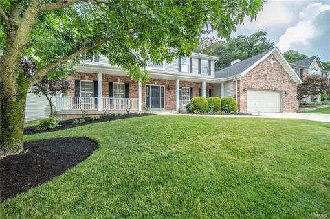 923 Castle Pines Dr, Ballwin, MO 63021 photo 2
