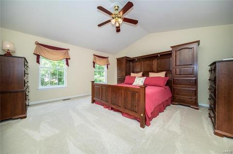 923 Castle Pines Dr, Ballwin, MO 63021 photo 26