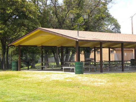 8907 Apache Ln, Saint Louis, MO 63114 photo 36