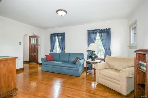 8907 Apache Ln, Saint Louis, MO 63114 photo 10