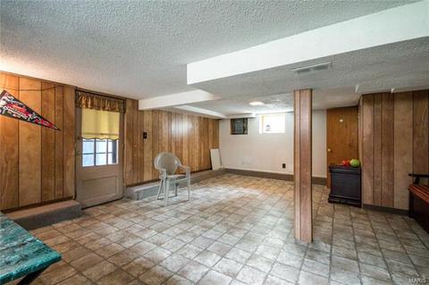 8907 Apache Ln, Saint Louis, MO 63114 photo 24