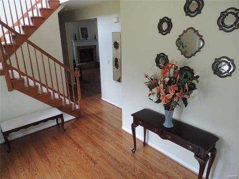1222 Bedford Falls Ct, Ballwin, MO 63021 photo 4
