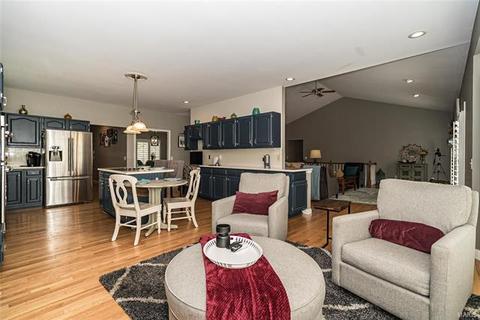 22 Rathsallagh Ct, Weldon Spring, MO 63304 photo 12