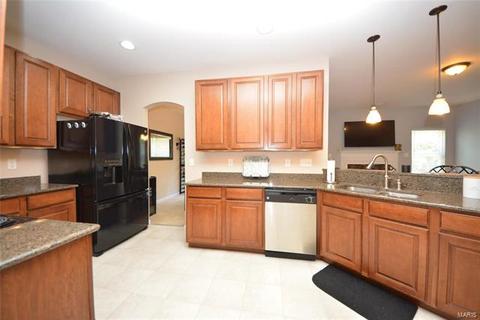 432 Parkgate Dr, Lake Saint Louis, MO 63367 photo 12